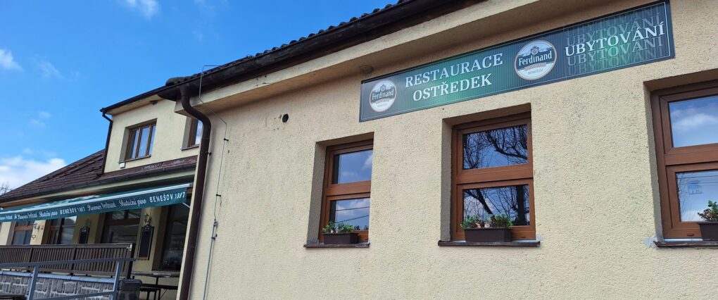 Restaurace Ostředek, pohled zvenku
